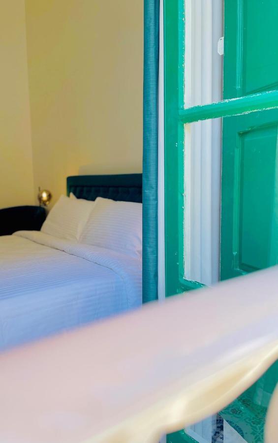 Casa Reale Hotel *